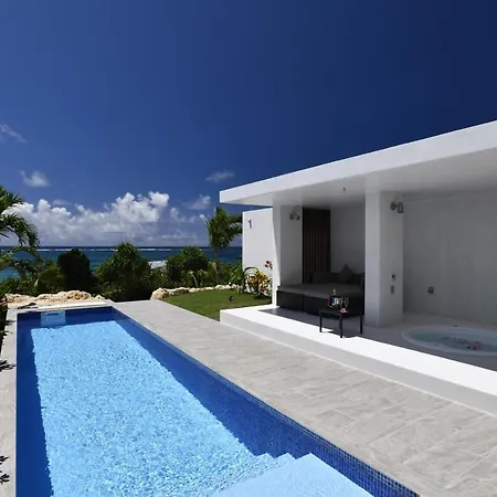 Feliz Villa Suite Miyakojima Ueno Exterior photo